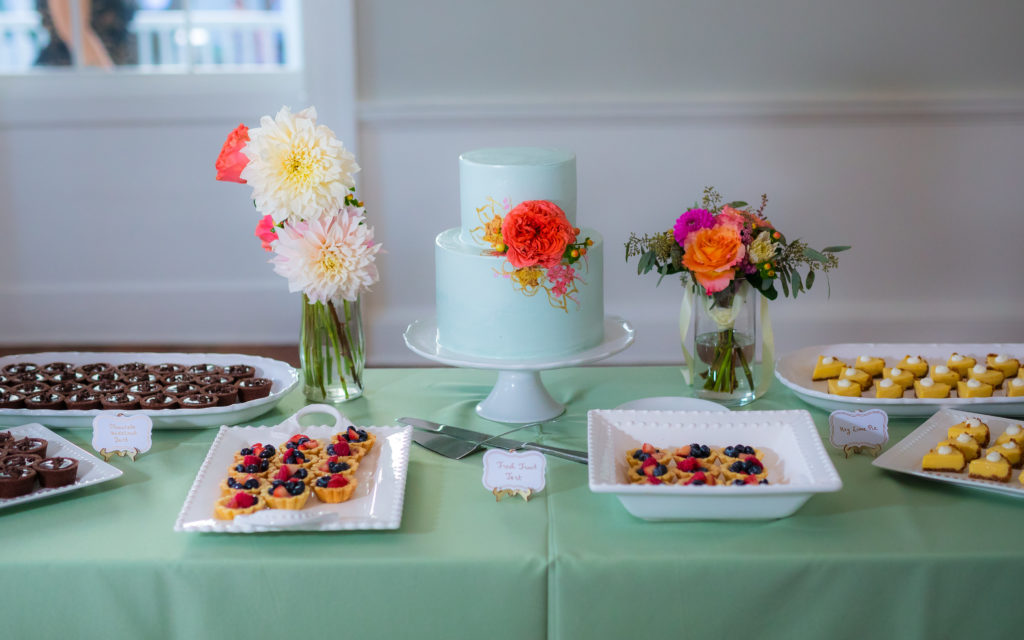wedding cakes and dessert
